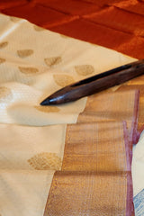 INIYA - Handwoven Pure Kanjivaram Silk Saree