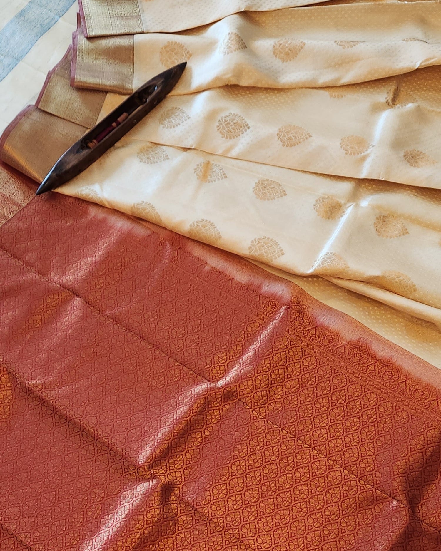 INIYA - Handwoven Pure Kanjivaram Silk Saree