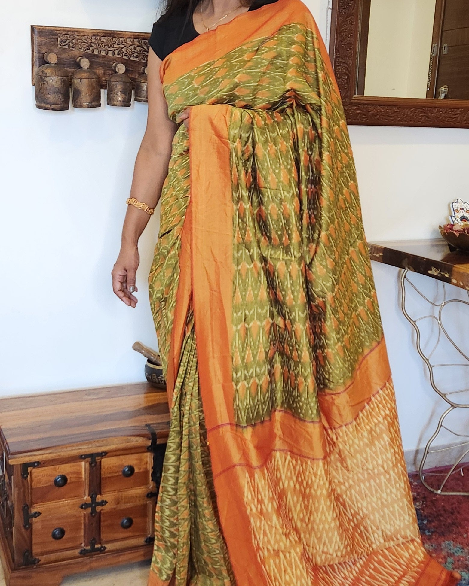 Under-a-Minute Saree (Green-Orange)