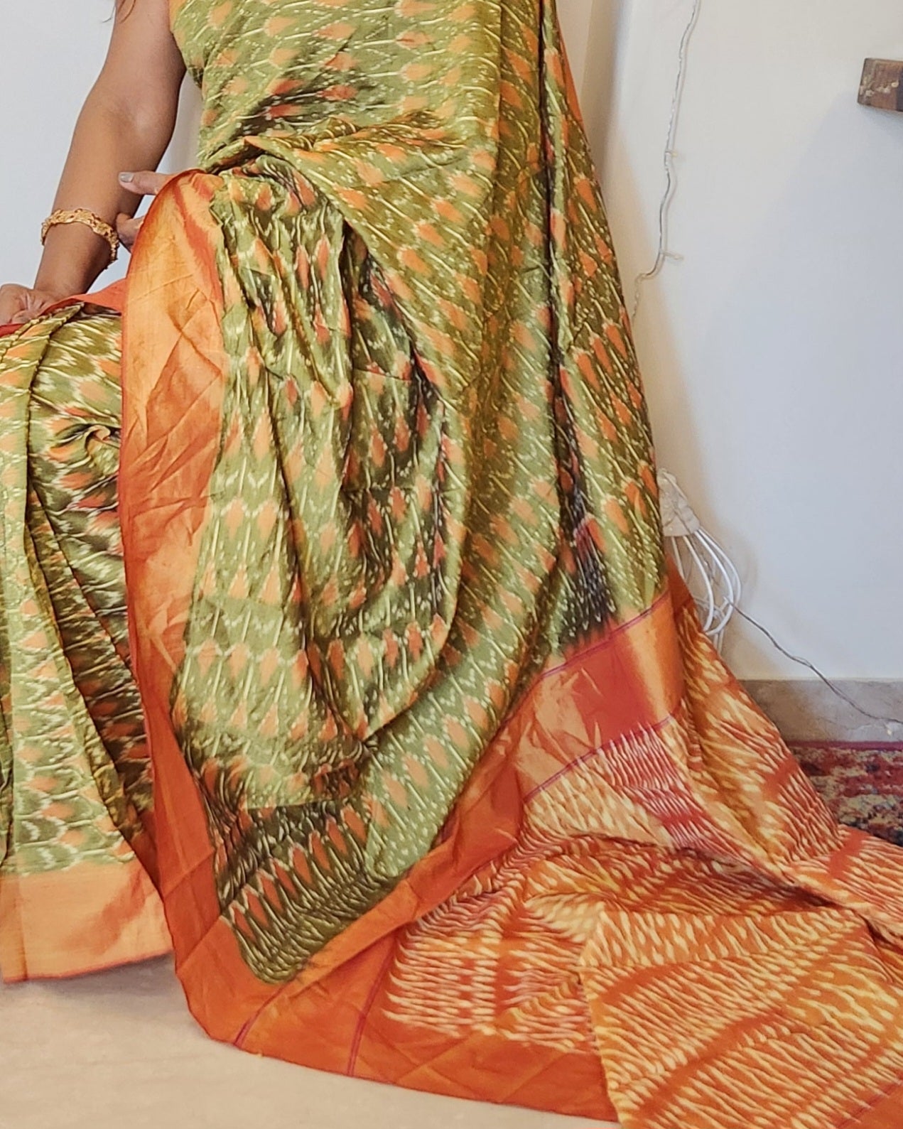 Under-a-Minute Saree (Green-Orange)