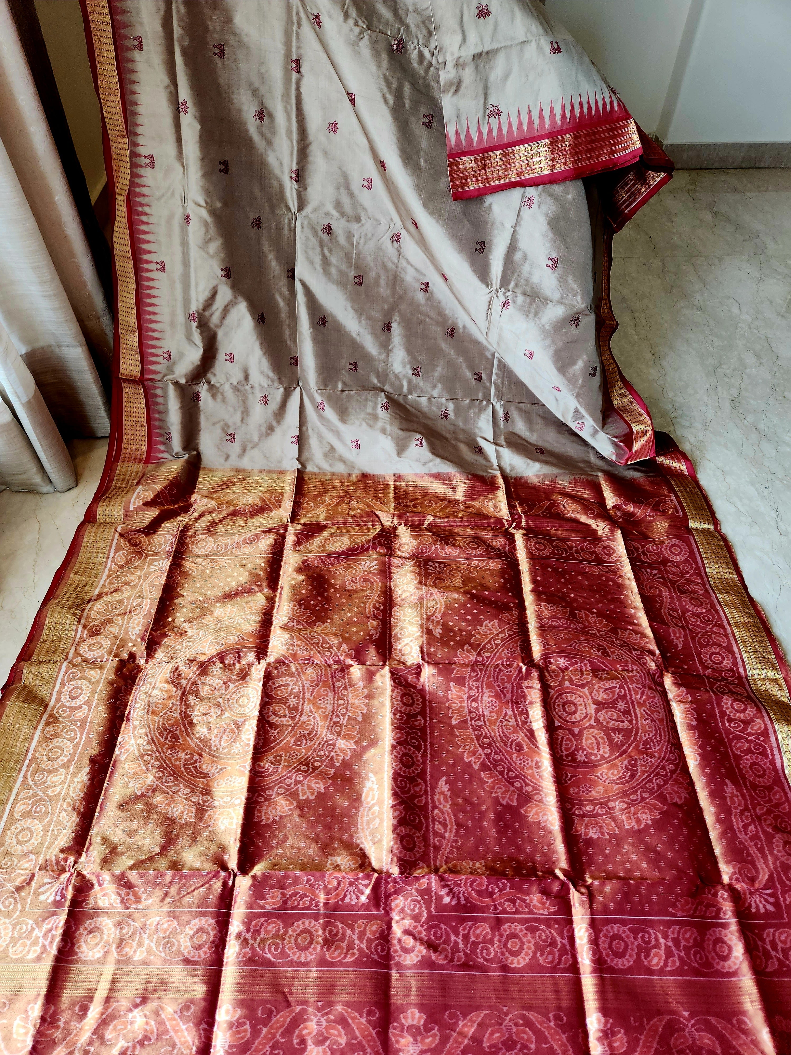 VISHAKA: Laxmi_Paduka Half-Tissue Silk Saree