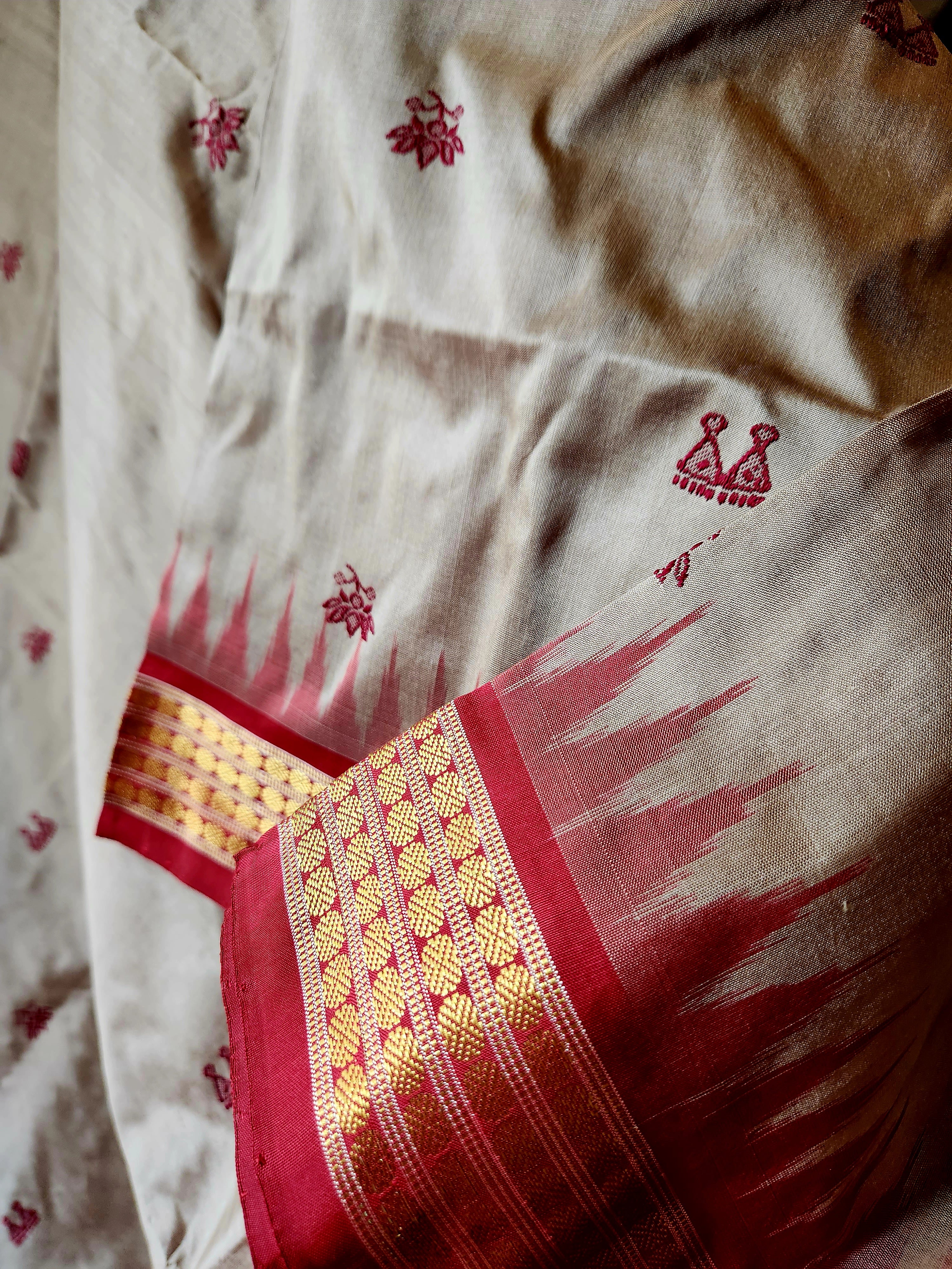 VISHAKA: Laxmi_Paduka Half-Tissue Silk Saree