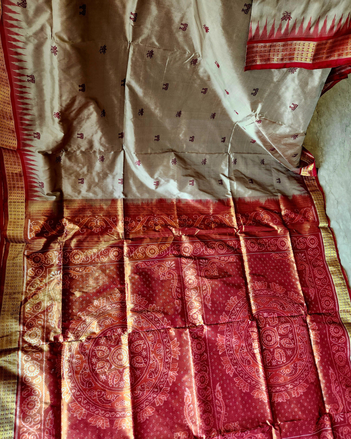 VISHAKA: Laxmi_Paduka Half-Tissue Silk Saree