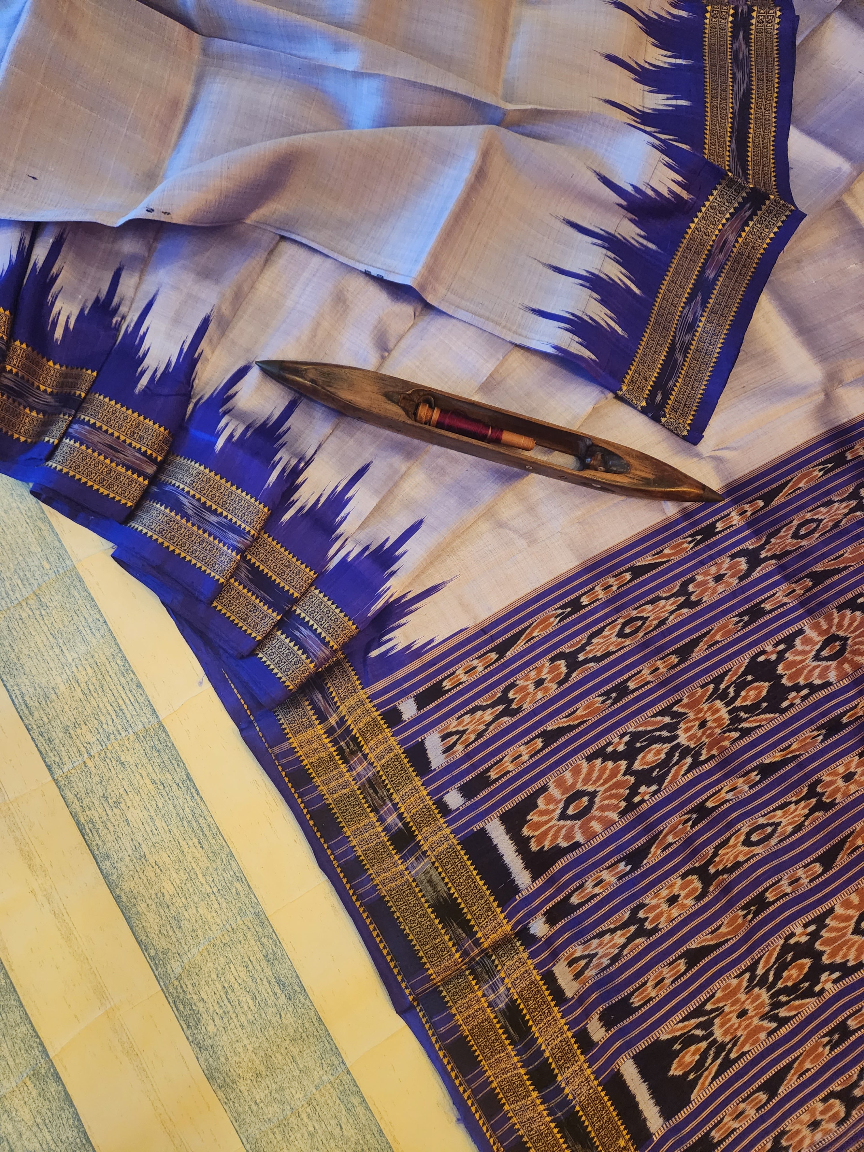GUNJAN - Traditional Khandua Silk