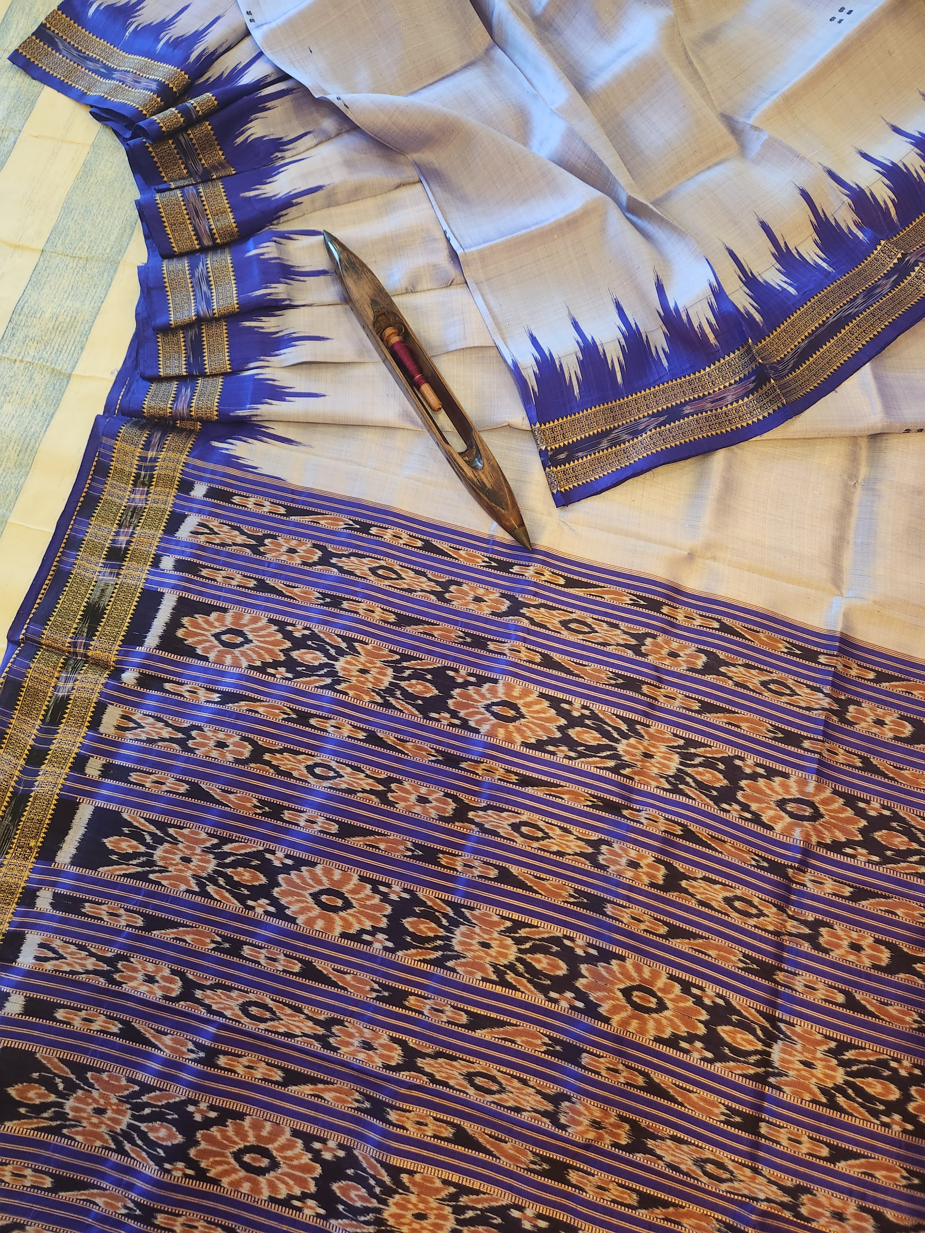GUNJAN - Traditional Khandua Silk