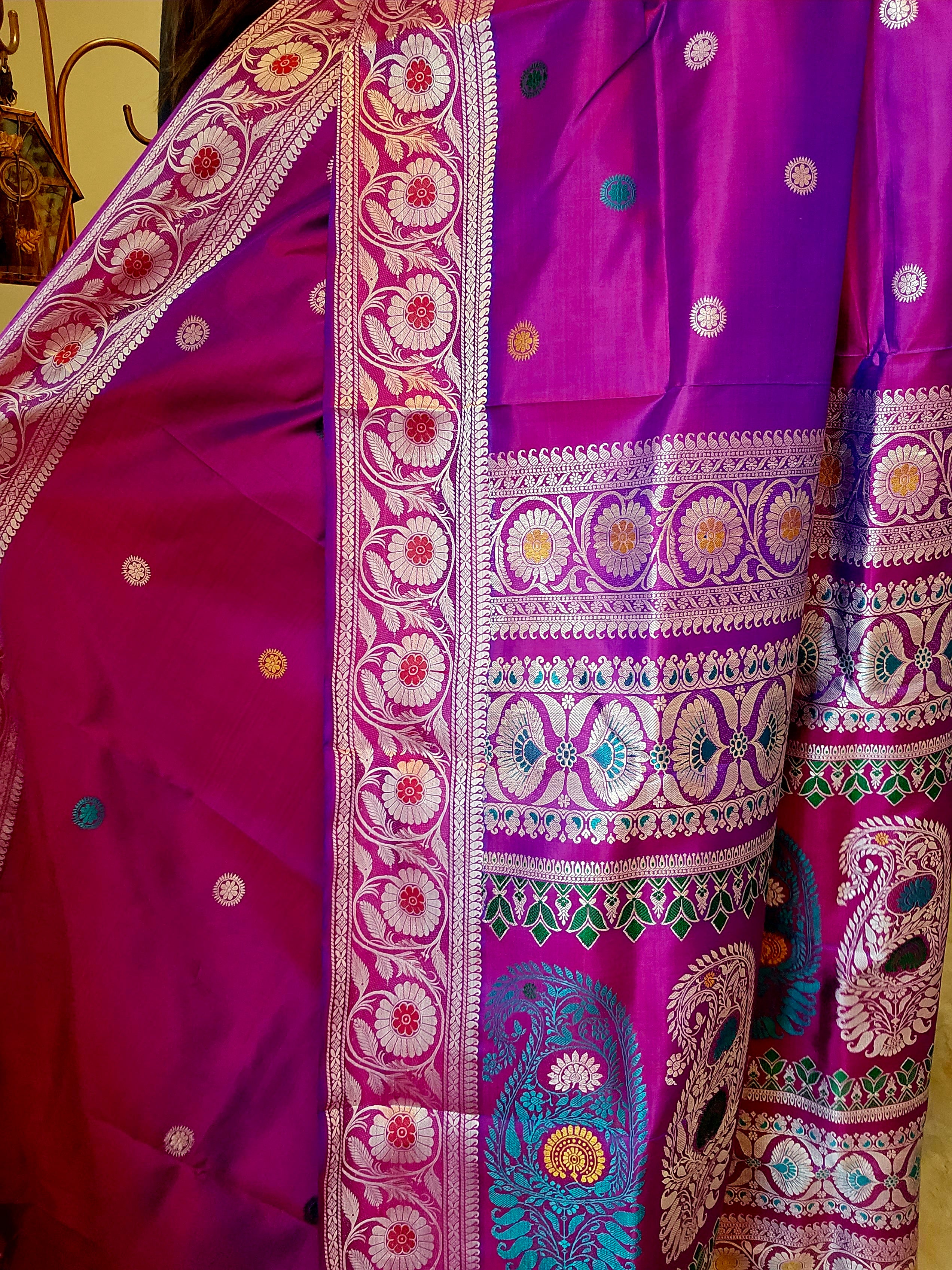 Raabtaa - Magenta