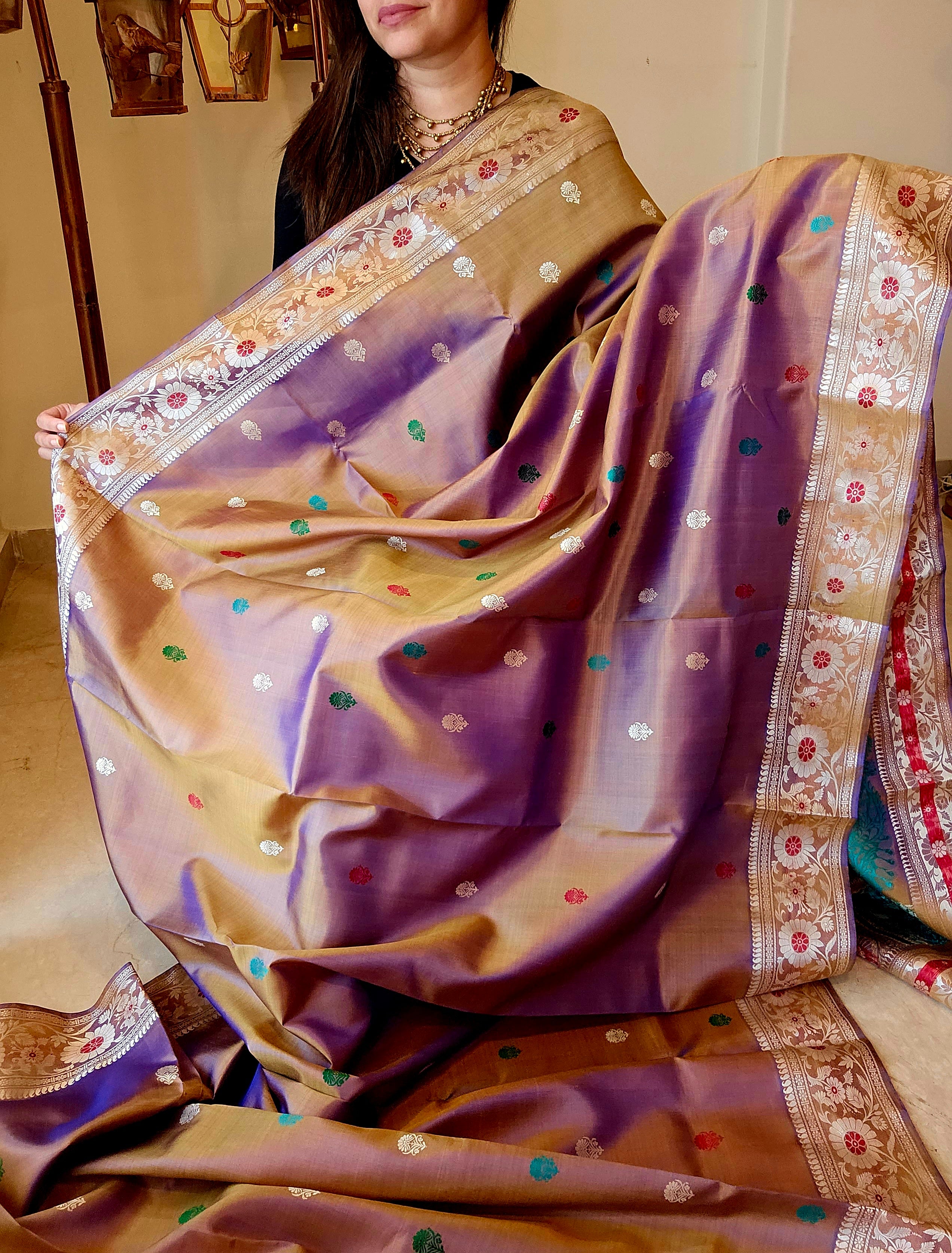 Raabtaa - Beige Gold-Mauve