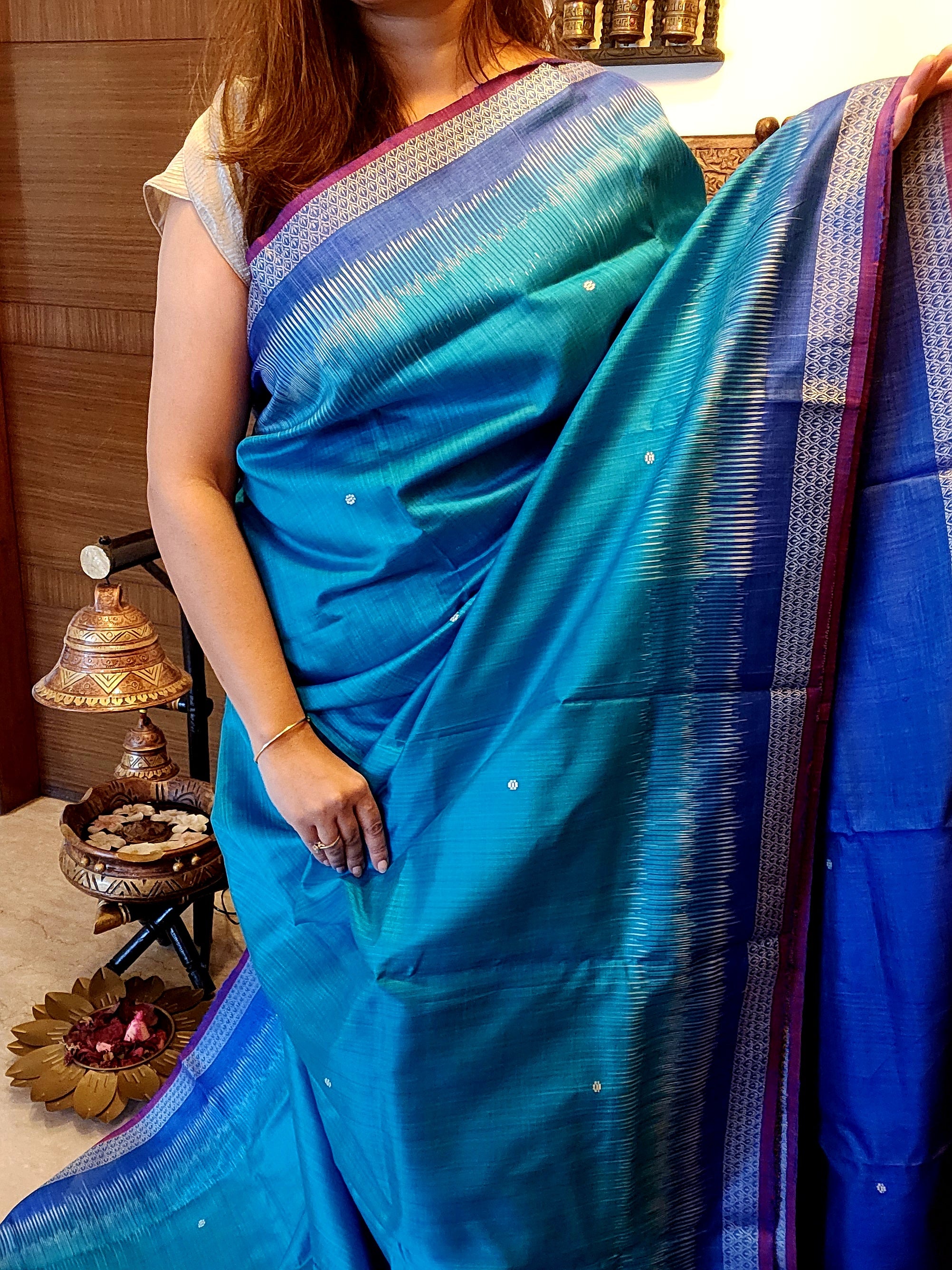 SAUNDH - Torquoise