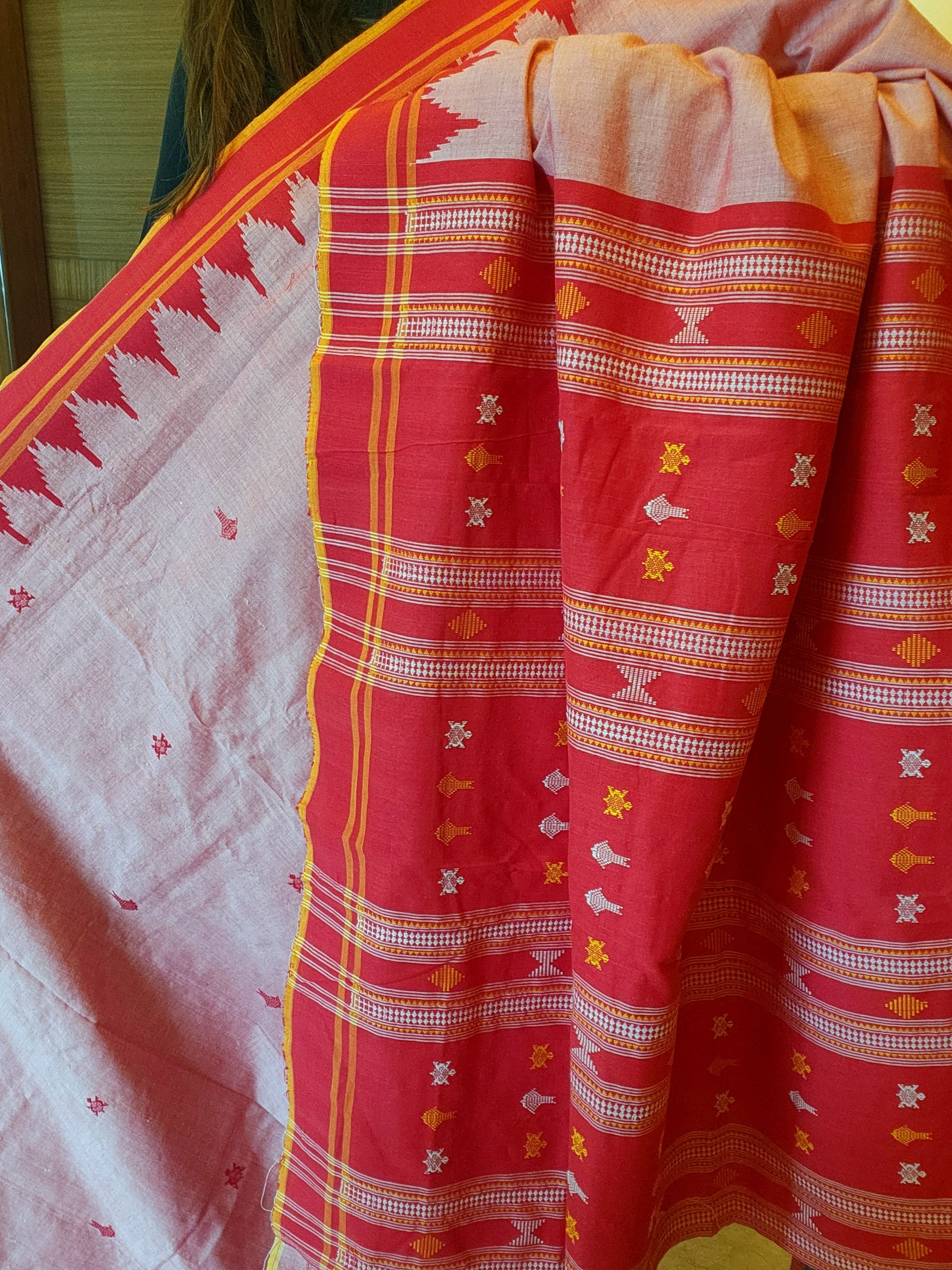 NIVA: Handwoven Sambalpuri Cotton Saree (Blush pink-Red)