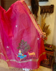 Nartaki-Hiran: Pattachitra Handpainted Dupatta