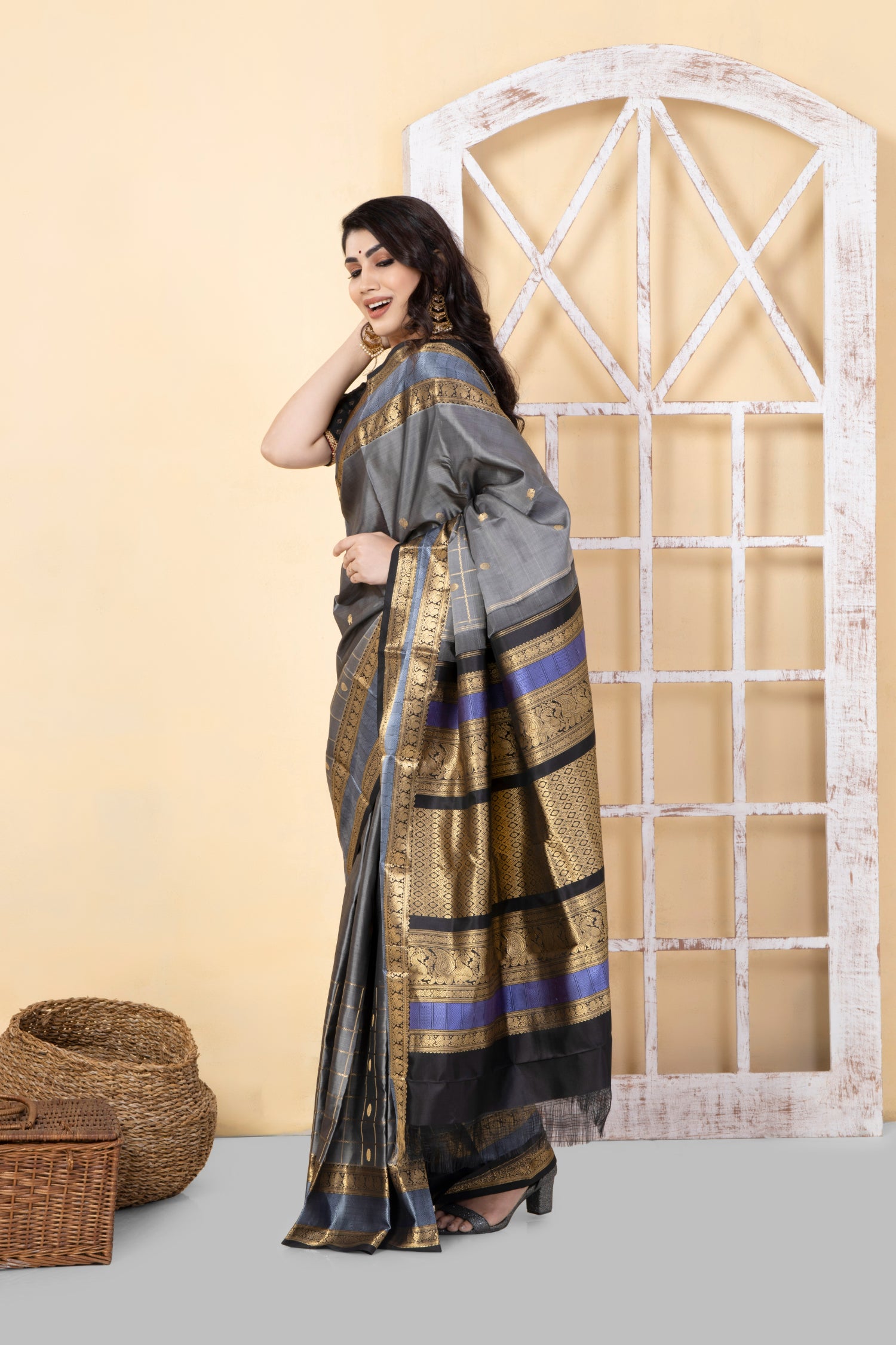 CHAKRA YALI - Handwoven Pure Kanjivaram Silk Saree