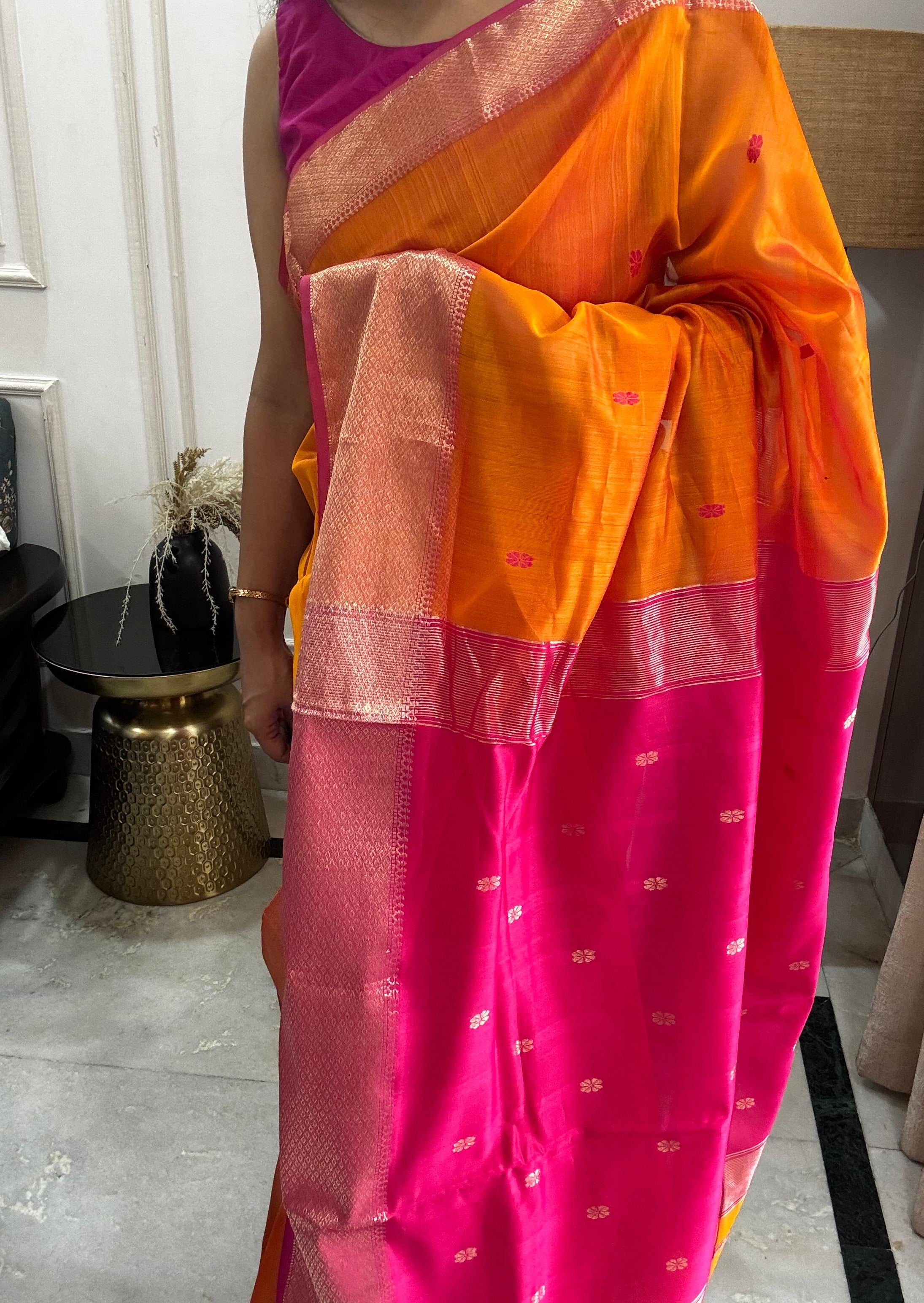 MAANYA: Maheshwari Saree (Orange-Pink)