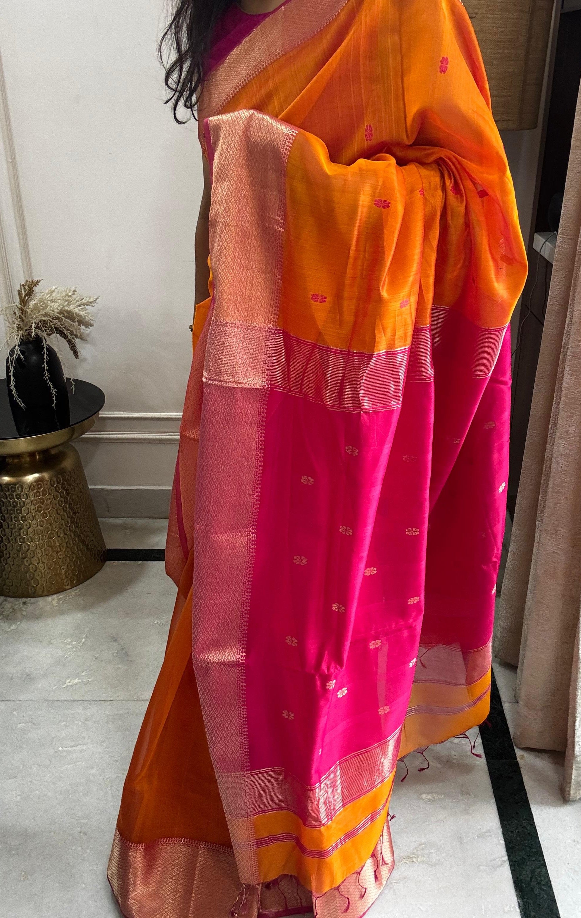 MAANYA: Maheshwari Saree (Orange-Pink)