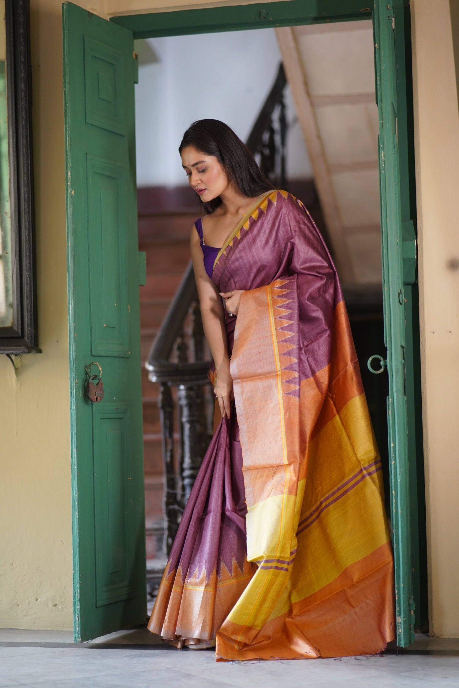 CHHAVI - Minimalistic Handwoven Tussar Saree