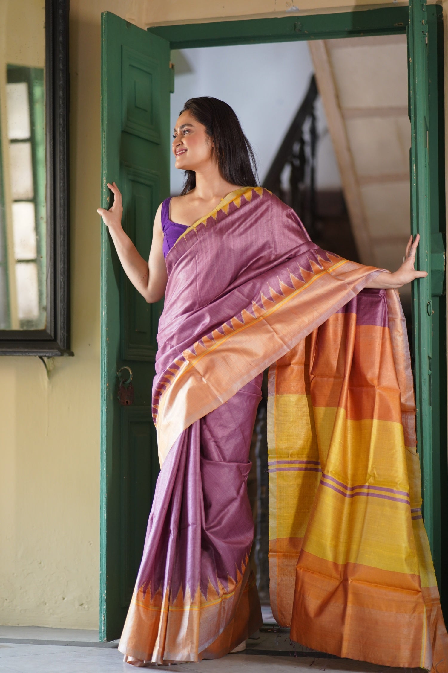 CHHAVI - Minimalistic Handwoven Tussar Saree
