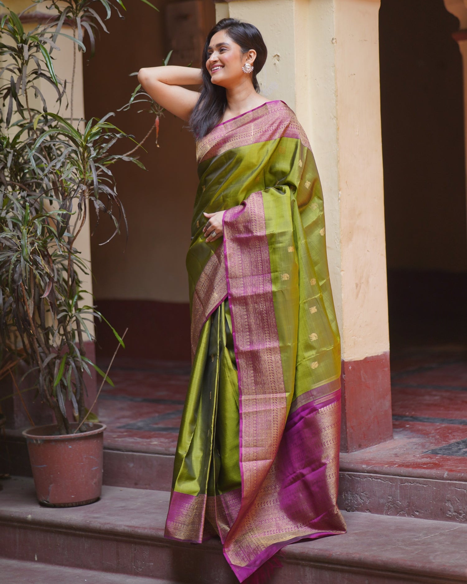 AIRA - Pure Zari Handwoven Kanjivaram Silk Saree