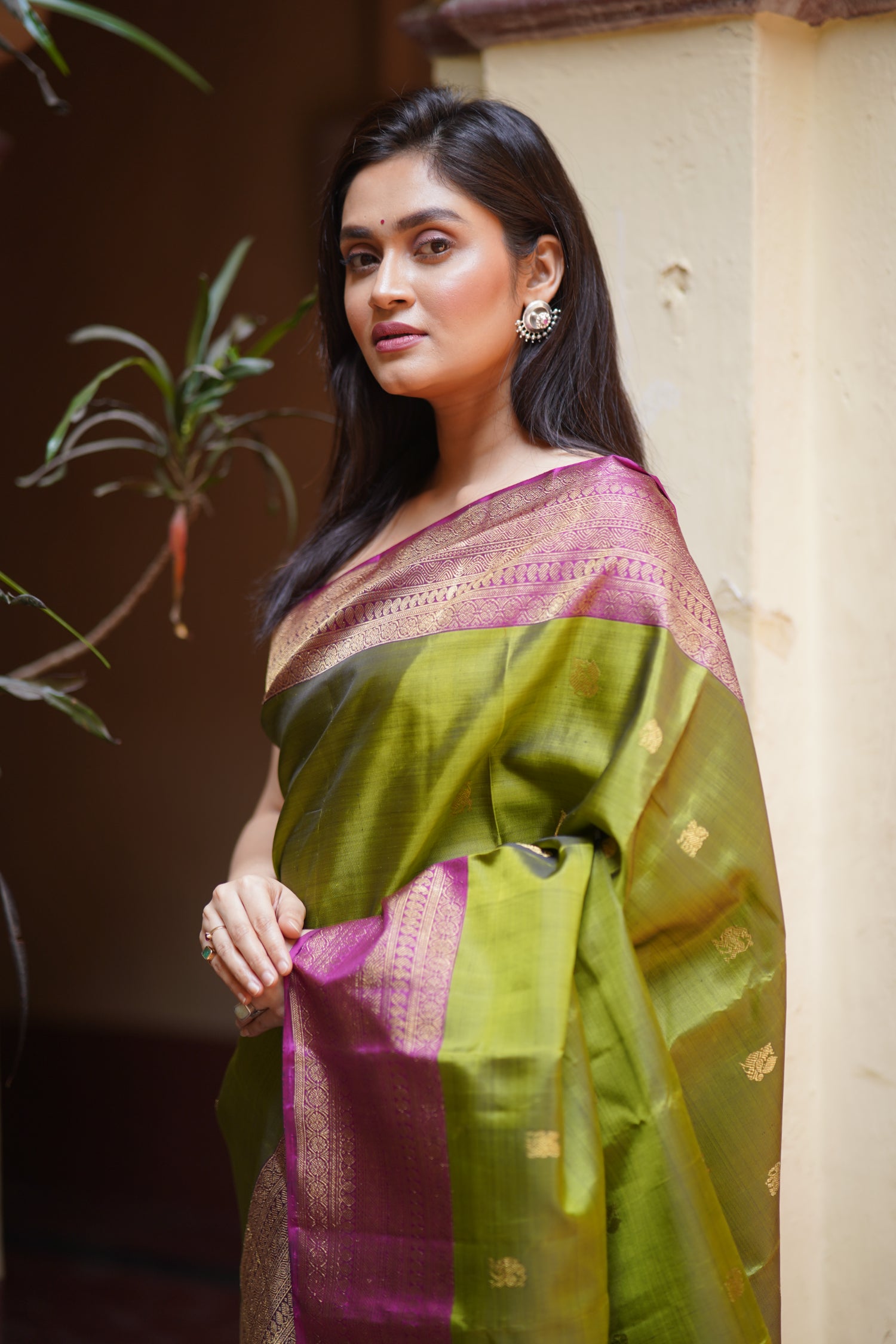 AIRA - Pure Zari Handwoven Kanjivaram Silk Saree