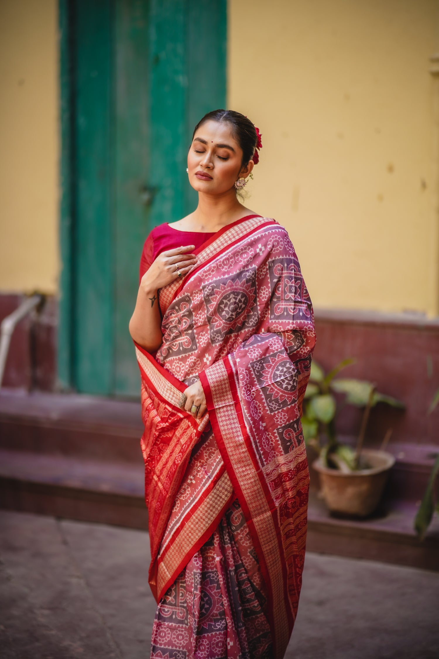YANTRA PHULA: Handwoven Exclusive Sambalpuri Silk Saree