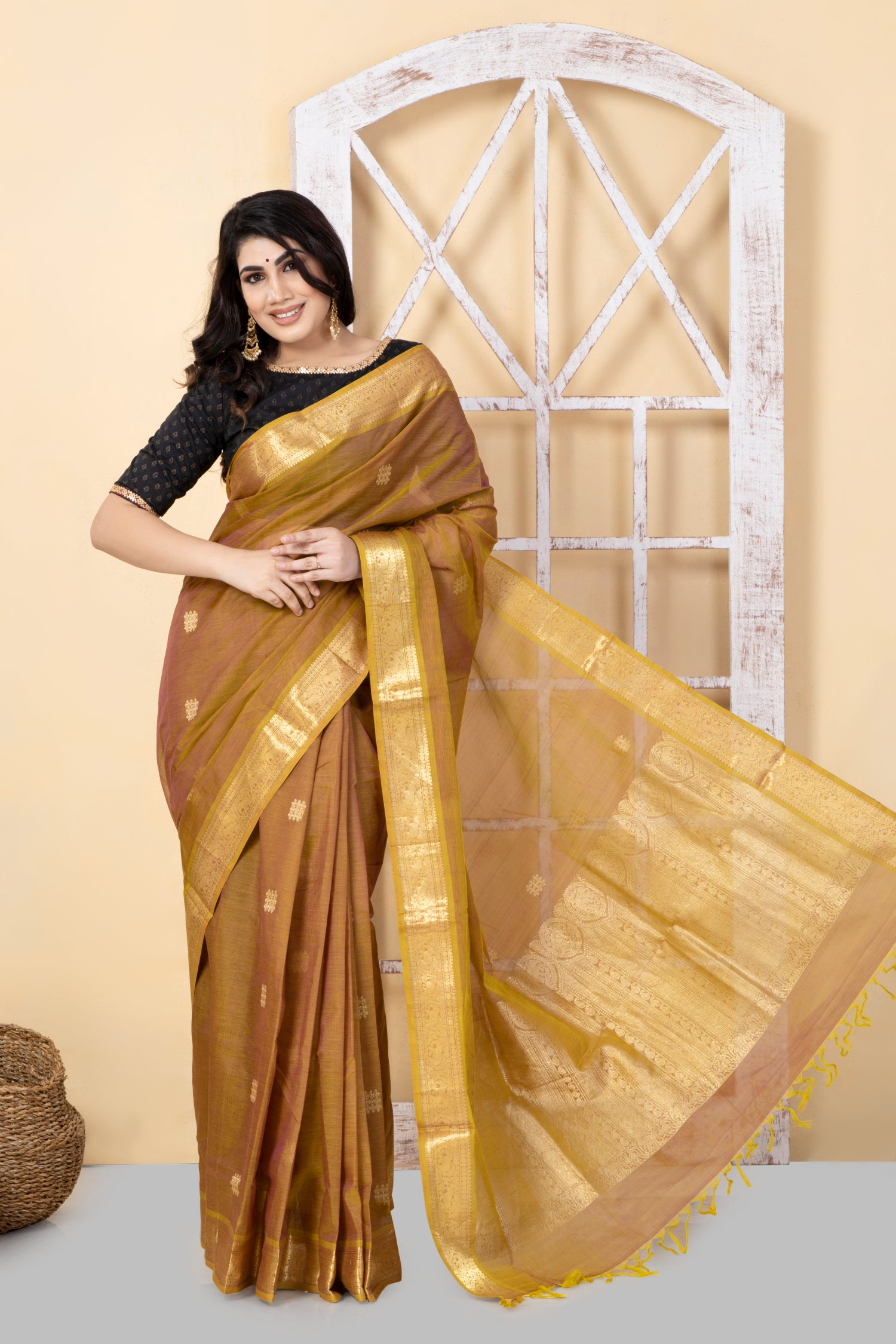 LIYA - Handwoven Kanjivaram SICO Saree